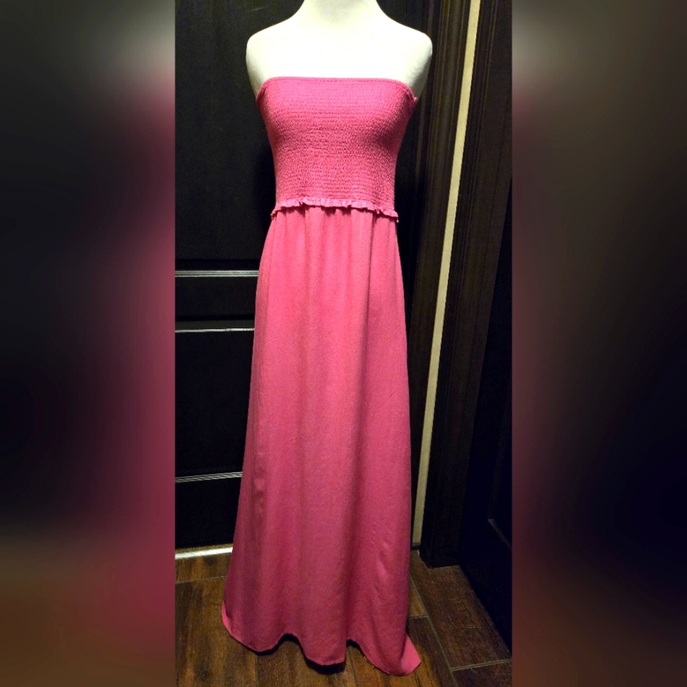NWT Bright pink smocked strapless maxi dress